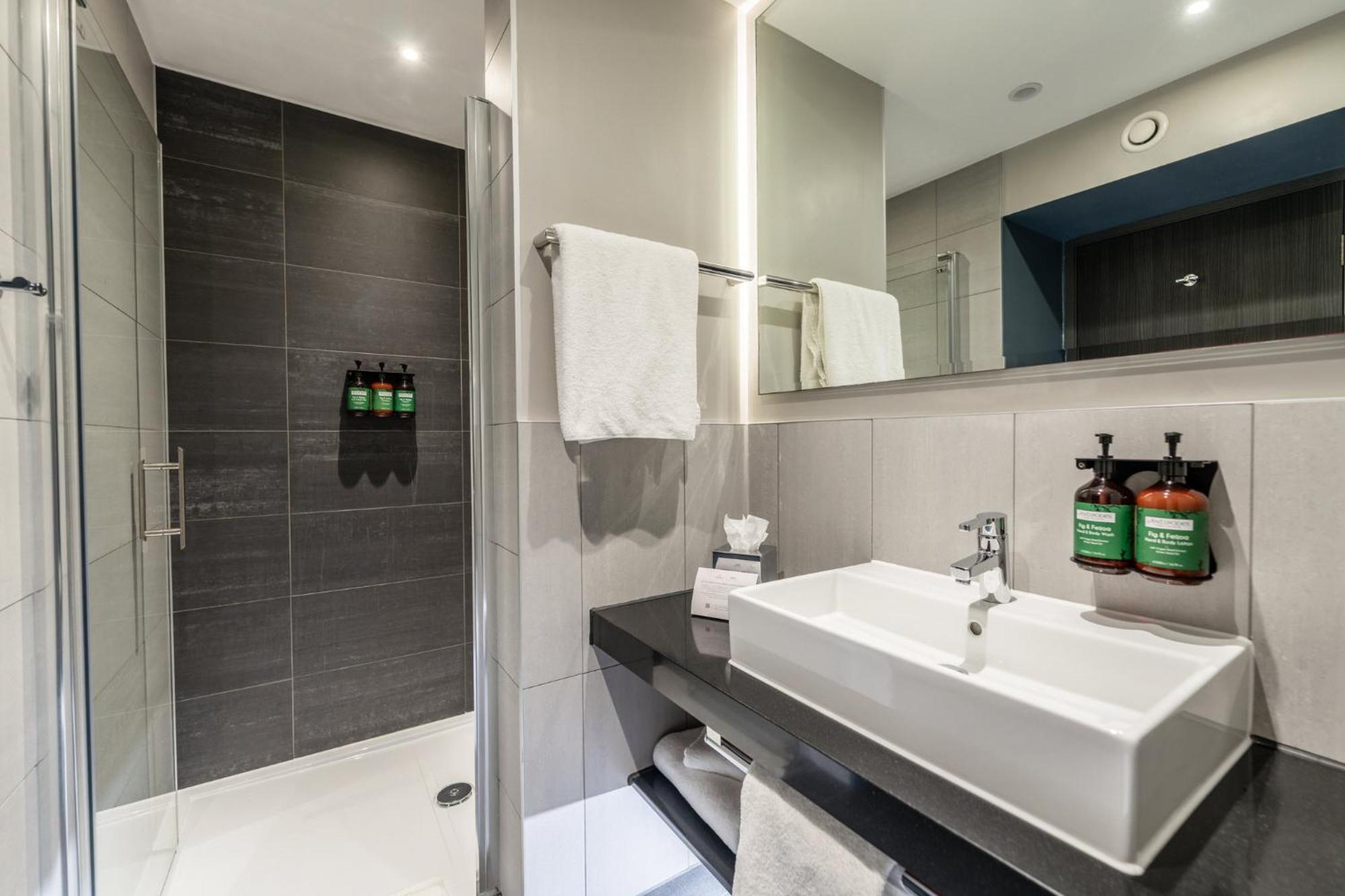 Hotel Crowne Plaza Aberdeen Airport By Ihg 4*