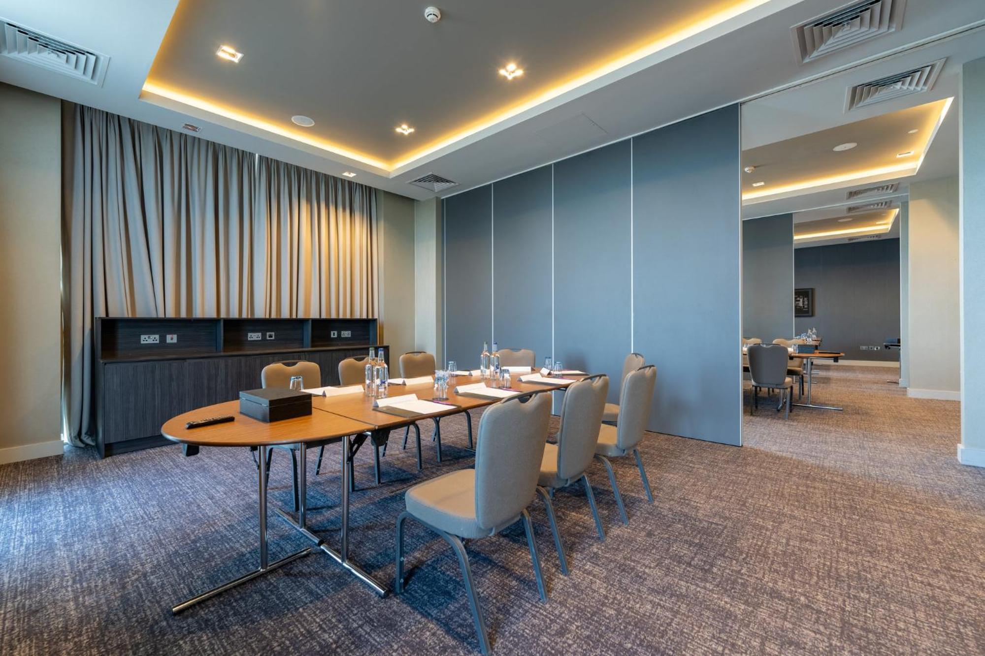 Crowne Plaza Aberdeen Airport By Ihg Hotel Dyce
