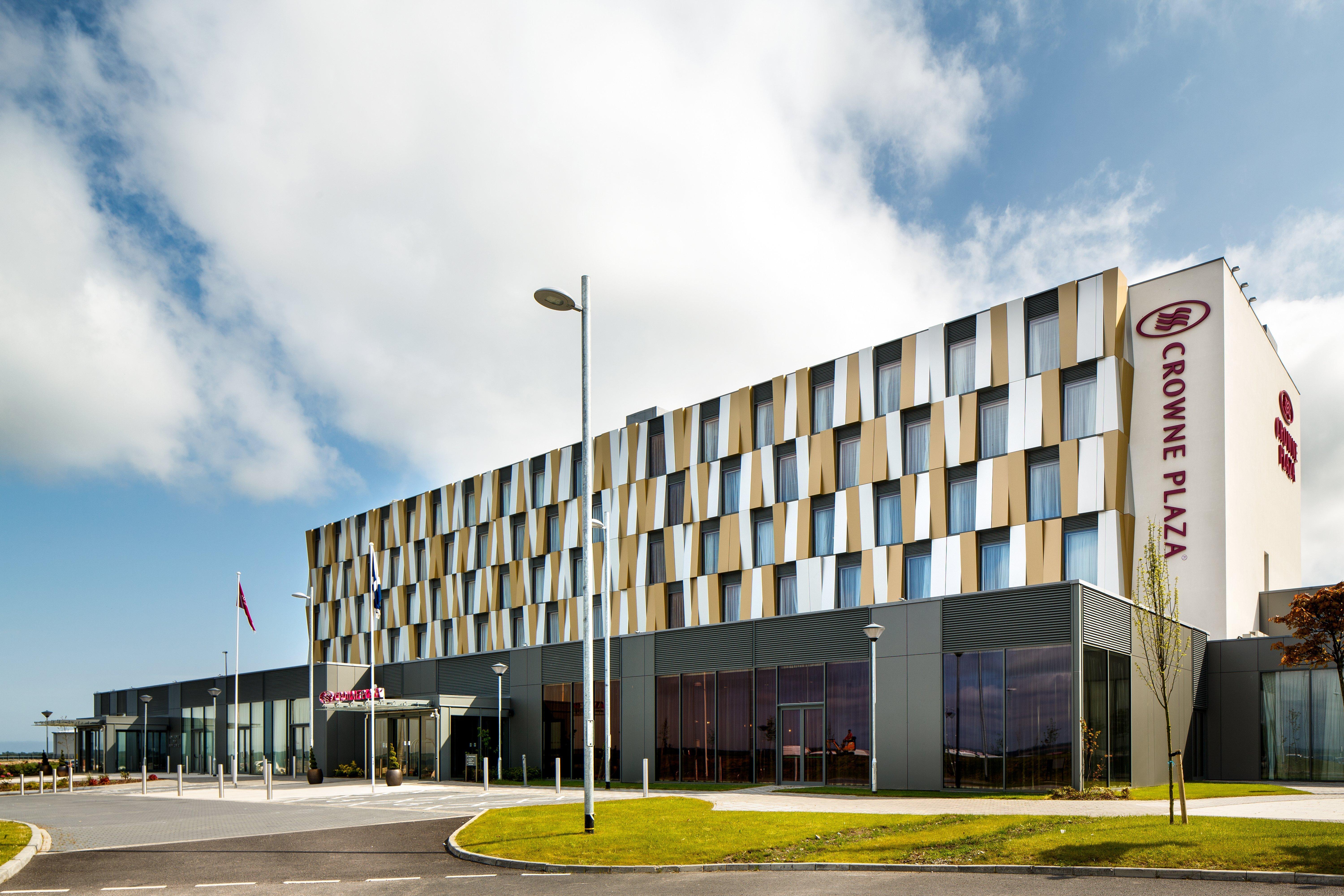Crowne Plaza Aberdeen Airport By Ihg Hotel 4*