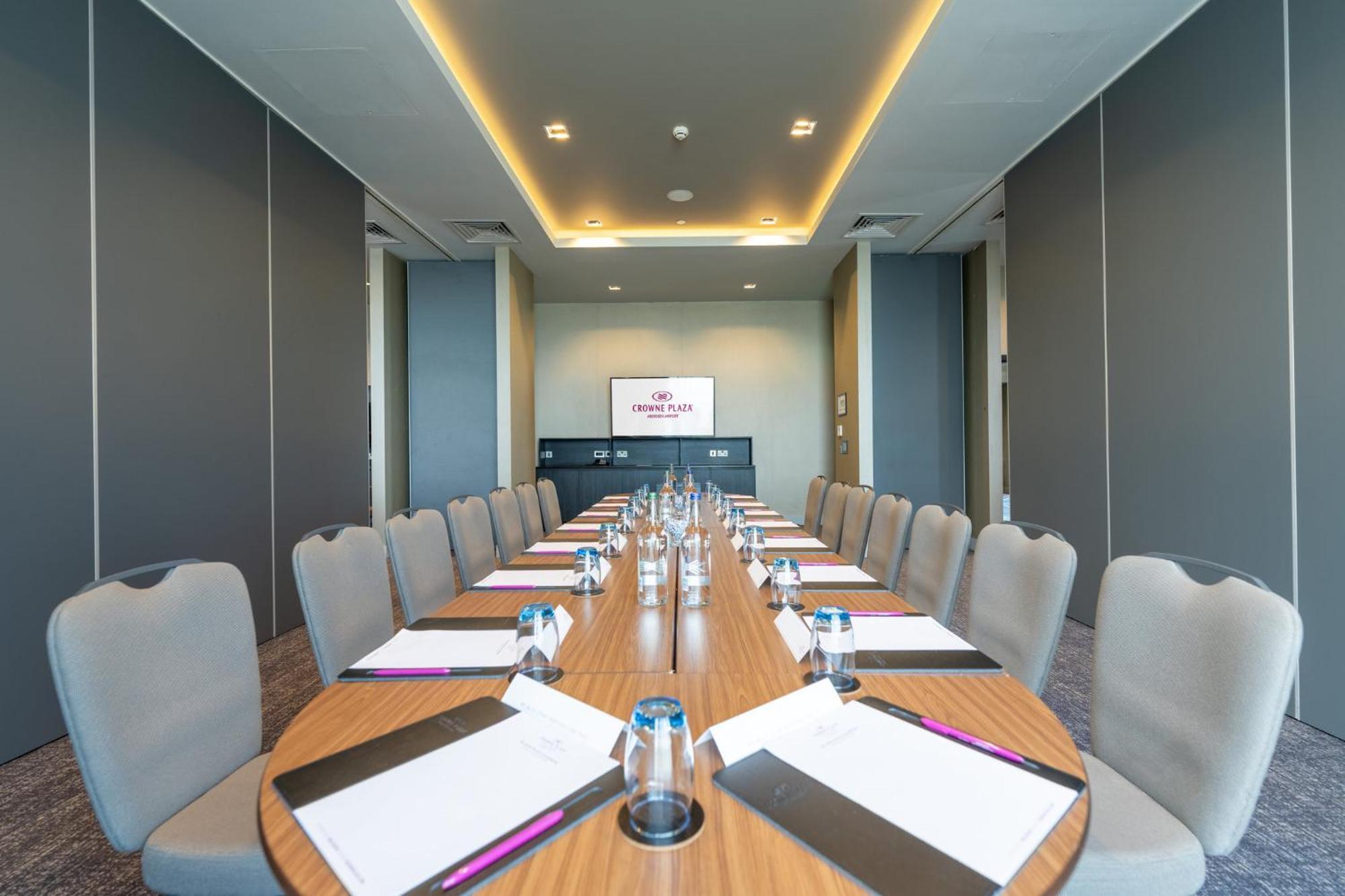 Hotel Crowne Plaza Aberdeen Airport By Ihg