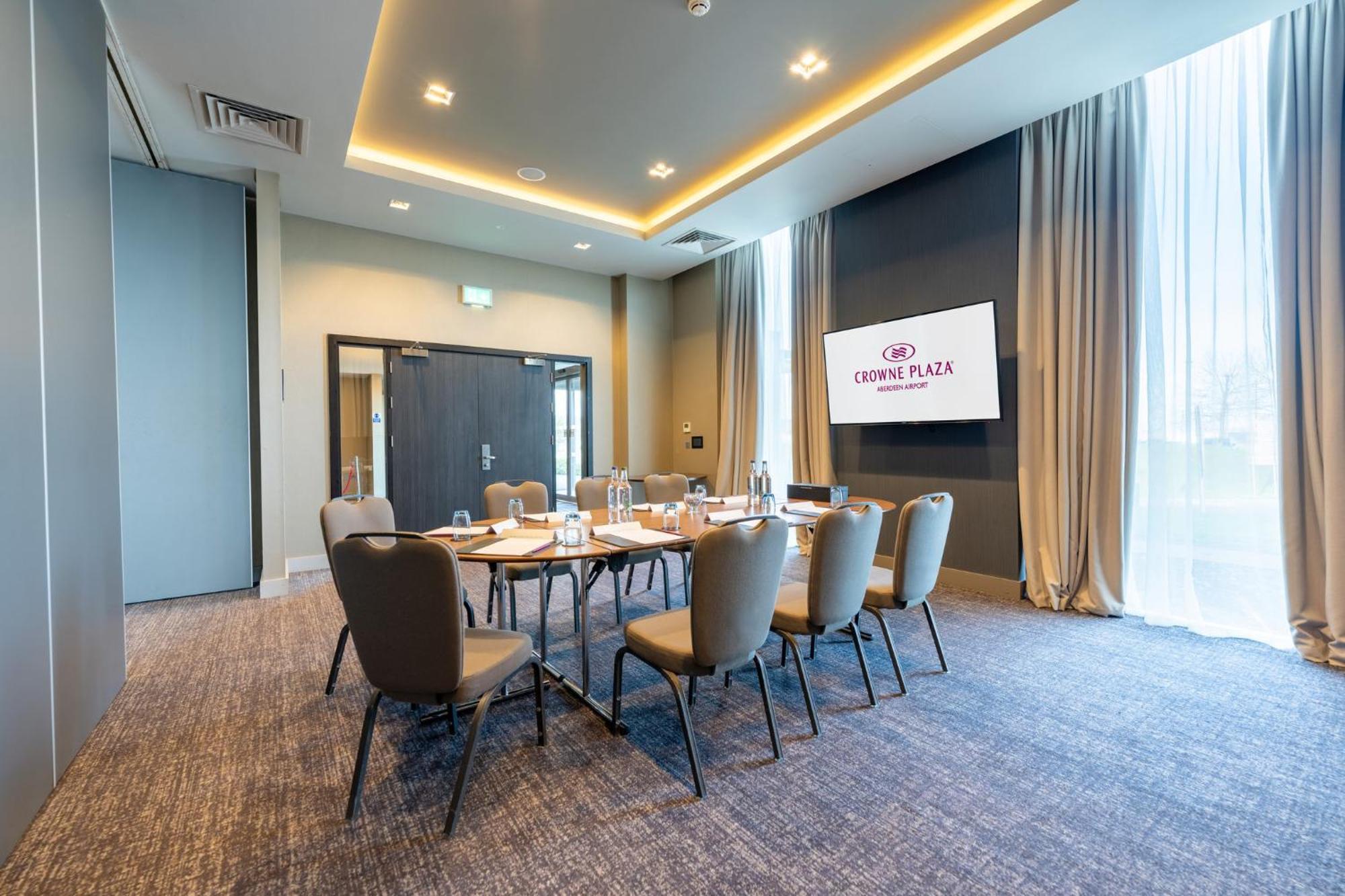 Crowne Plaza Aberdeen Airport By Ihg Hotel 4*