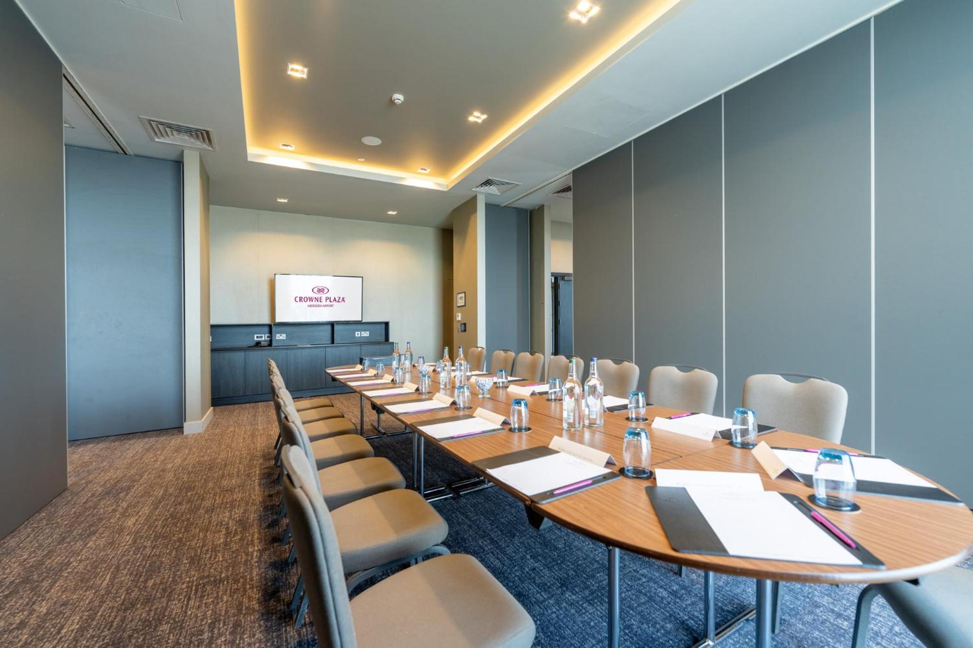 Crowne Plaza Aberdeen Airport By Ihg Hotel Dyce