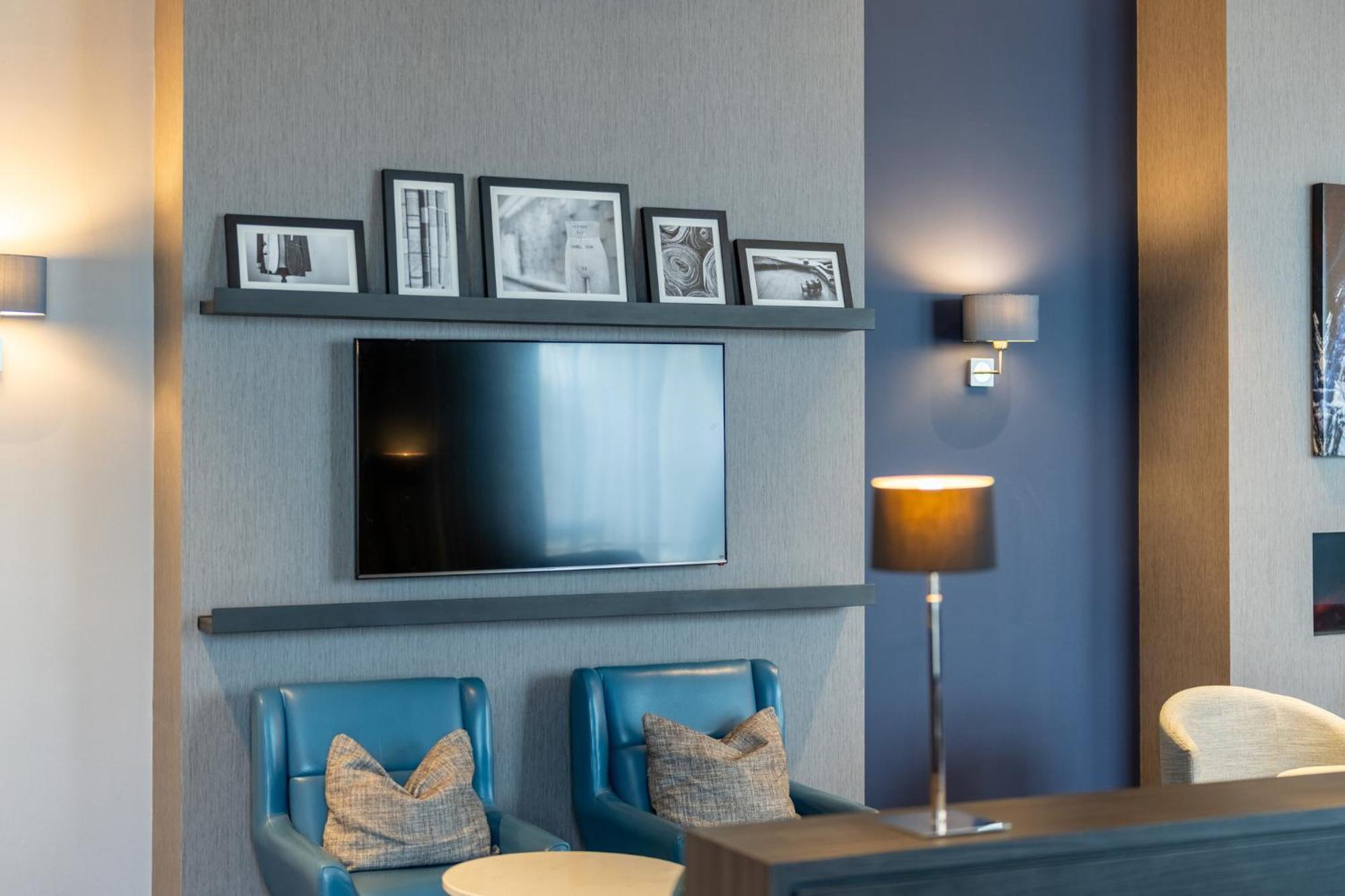Crowne Plaza Aberdeen Airport By Ihg 4*