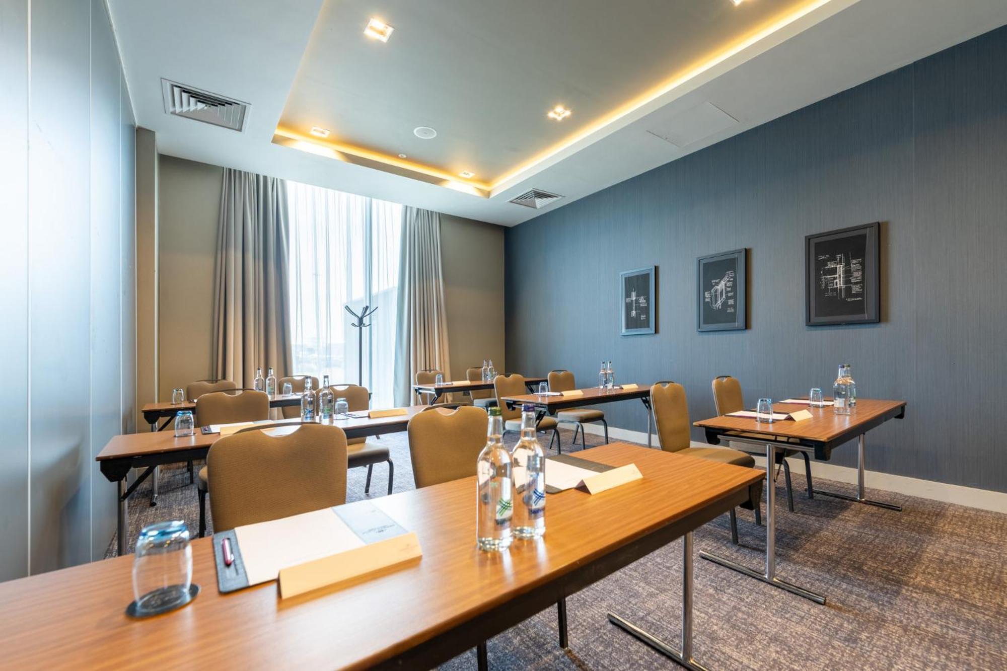 Hotel Crowne Plaza Aberdeen Airport By Ihg Dyce
